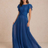 Vestido plissado com detalhe de nó