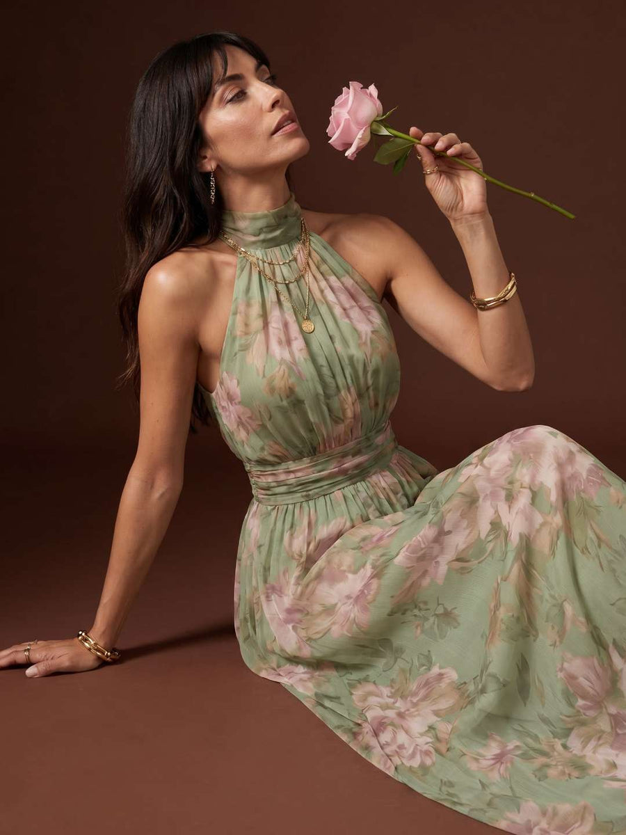 Vestido longo com decote halter e estampado floral