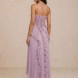 Vestido plissado com detalhe de folhos