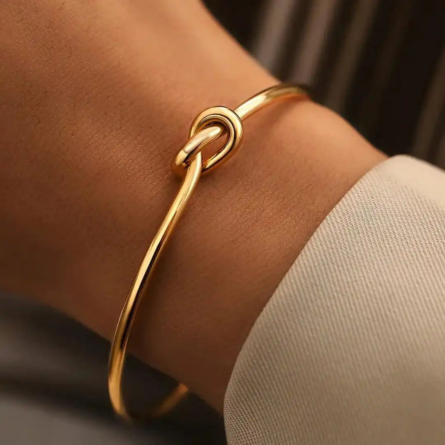 Pulseira Ajustável Nó Dourada