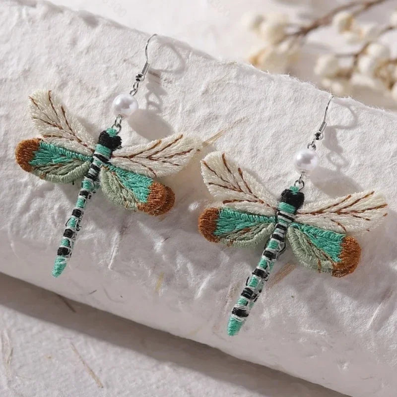Boucles d'oreilles libellule brodées bohèmes