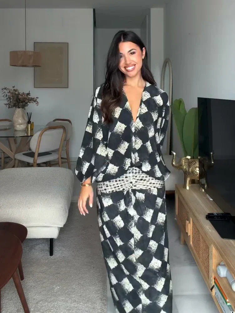 Vanessa | Vestido Maxi com Estampado Monocromático