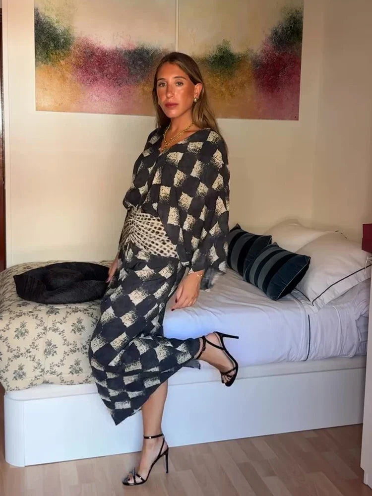 Vanessa | Vestido Maxi com Estampado Monocromático