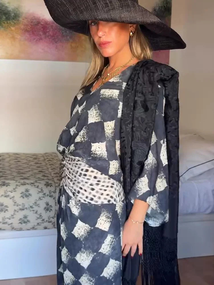 Vanessa | Vestido Maxi com Estampado Monocromático