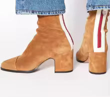Delfina | Botins Modernos de Contraste