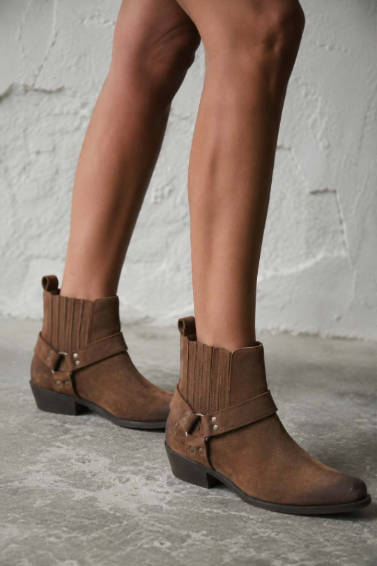 Ester | Botins Western em Camurça