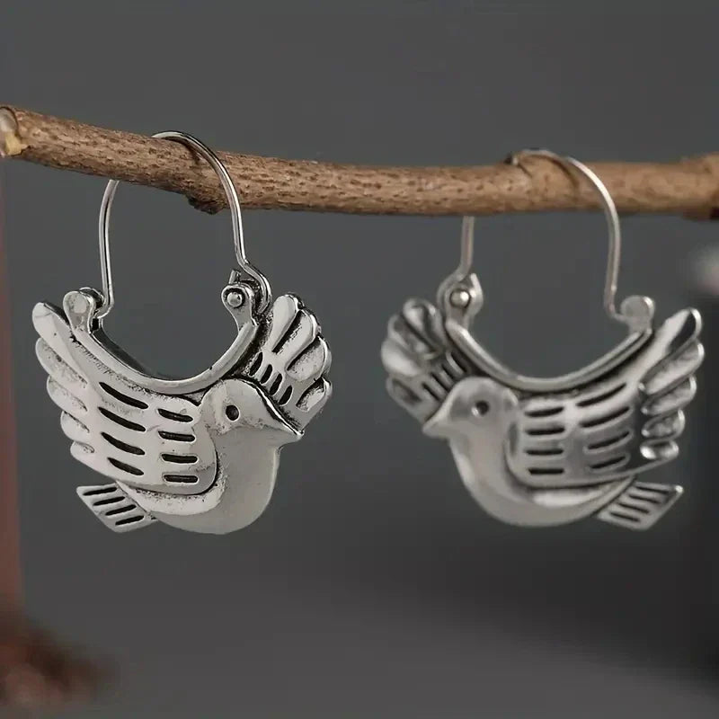 Brincos Pendentes de Inspiração Boho — Tom Prateado