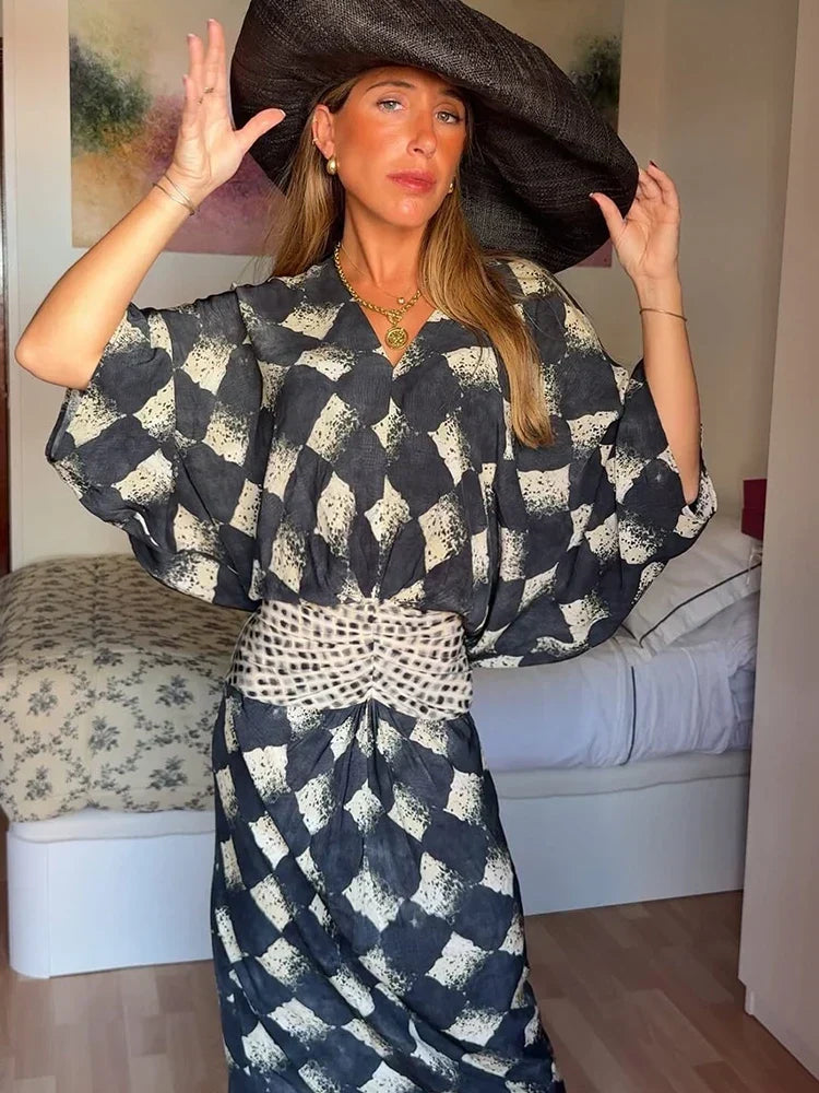 Vanessa | Vestido Maxi com Estampado Monocromático