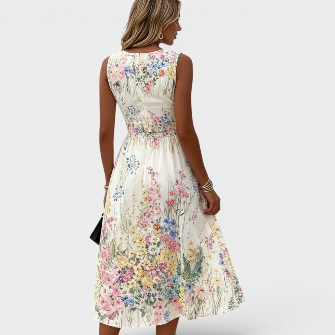 Isadora | Vestido Midi com Detalhe em Renda