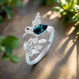 Anel Cintilante Ajustável Colibri com Strass