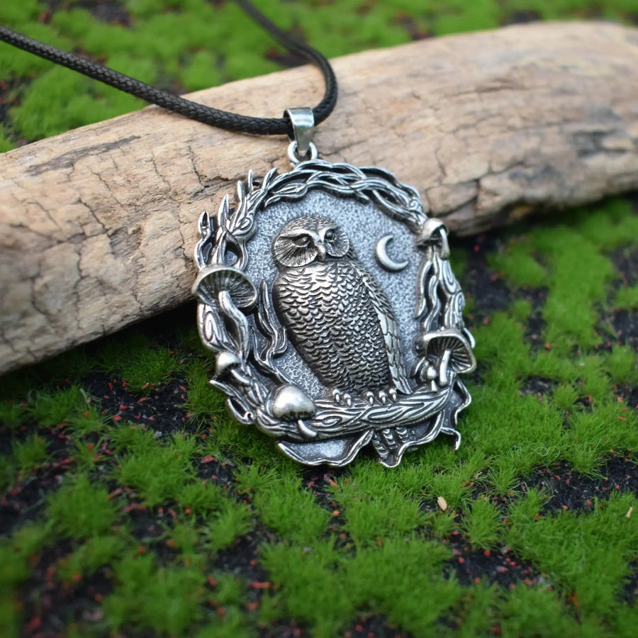 Collier pendentif Chouette mystique, Lune et Champignon