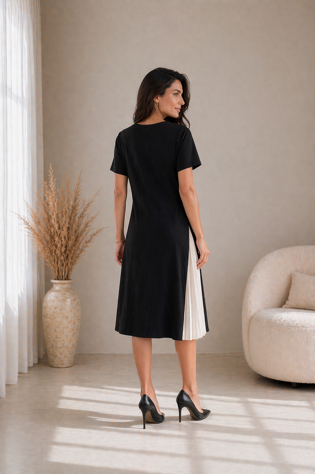 Leila | Vestido Midi com Painel Entrelaçado