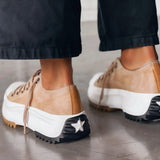Sapatos com Sola de Plataforma