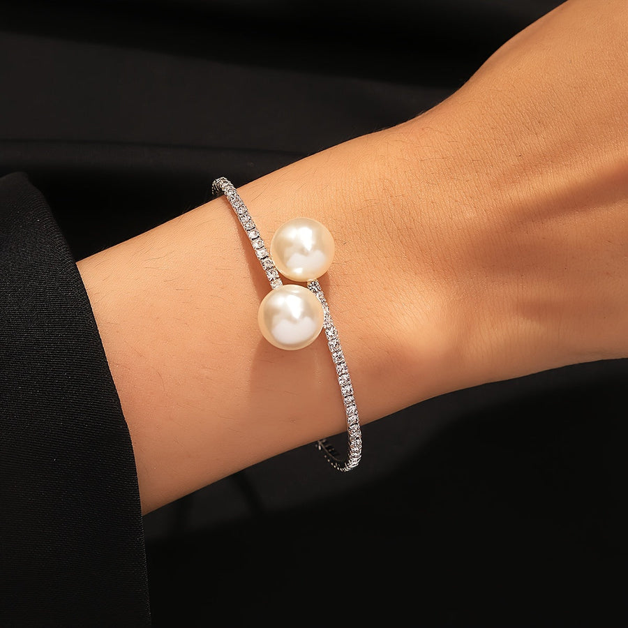 Pulseira com Pérolas e Cristais