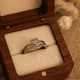 Conjunto de Anéis Finos Brilhantes