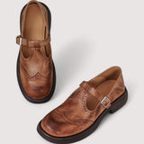 Sapatos Mary Jane com Tira em T