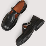 Sapatos Mary Jane com Tira em T