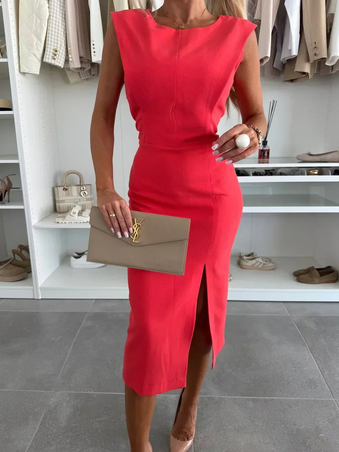 Estefânia | Vestido Midi com Botões à Frente