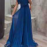 Vestido plissado com detalhe de nó