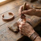 Conjunto em Cobre com Retículo e Flores Gravados