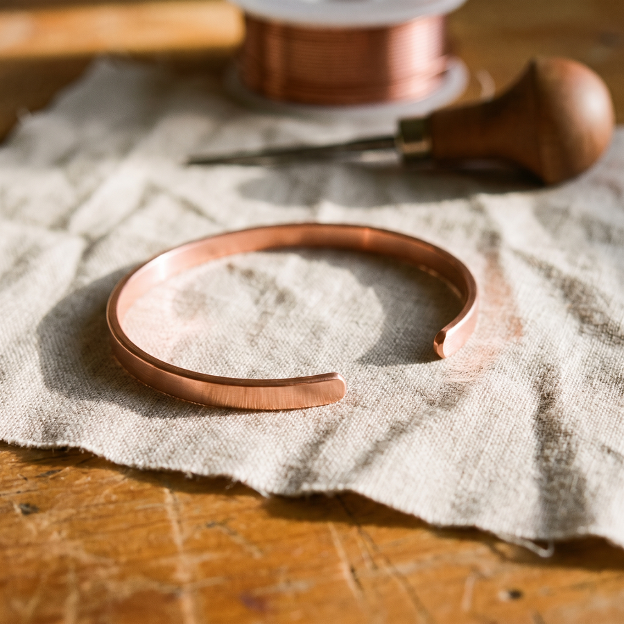 Pulseira Rígida Polida em Cobre
