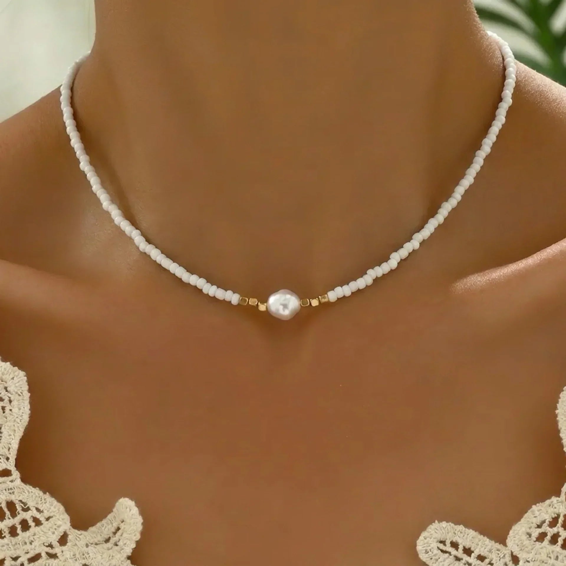 Colar Minimalista com Turquesa e Pérolas