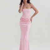Vestido longo acetinado com decote tomara que caia
