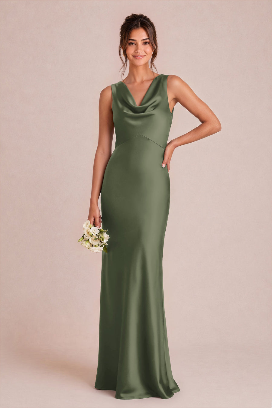 Célia | Vestido comprido tubinho em cetim mate