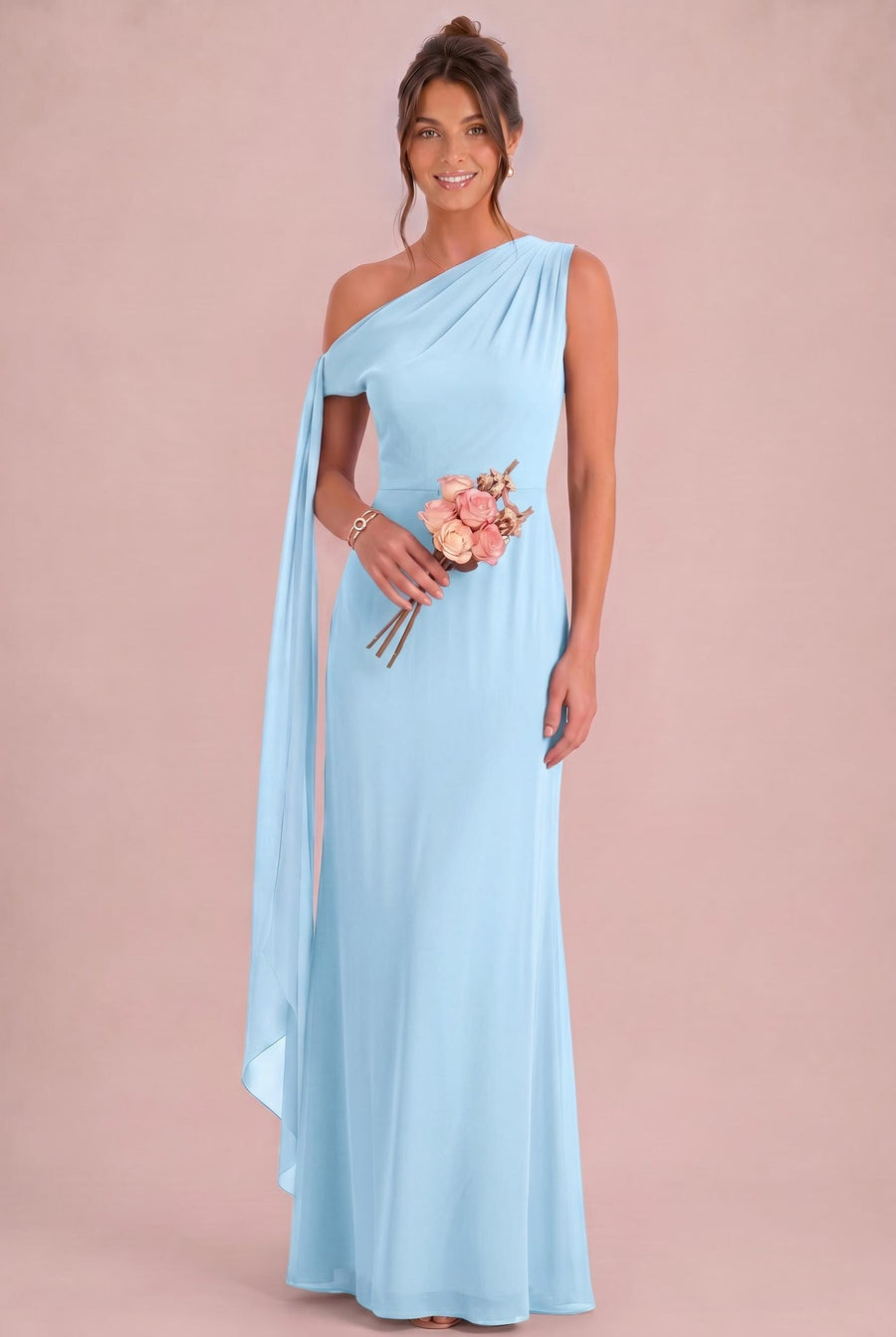 Cristina | Vestido de dama de honor tubinho em chiffon com drapeado nos ombros
