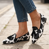 Genoveva | Mocassins Padrão Vaca Preto e Branco com Borlas Pretas