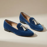 Vitória | Mocassins em Veludo Azul com Borlas Douradas