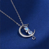 Croissant de lune et collier de chat en pierre de lune
