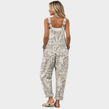 Clara - Calça Jardineira Estampada Confortável