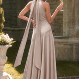 Ondina | Vestido de dama de honor cetim de acetato evasê pregas