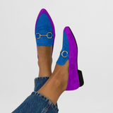 Mocassins em Tons de Roxo