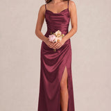 Rosalina Cabernet | Vestido comprido tubinho em cetim brilhante plissado