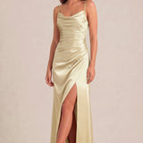 Rosalina Cabernet | Vestido comprido tubinho em cetim brilhante plissado