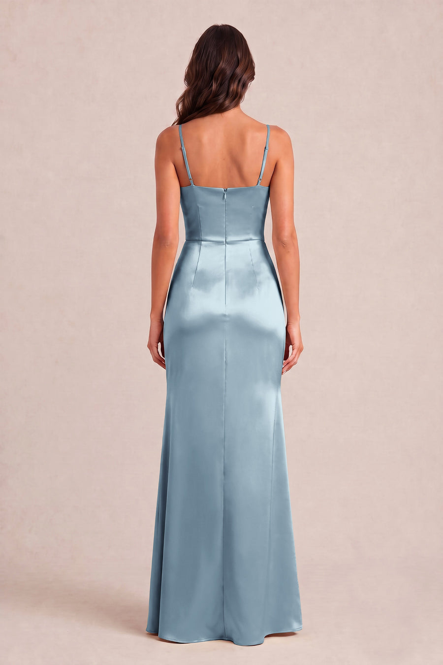 Rosalina Azul Pó | Vestido comprido tubinho em cetim brilhante plissado