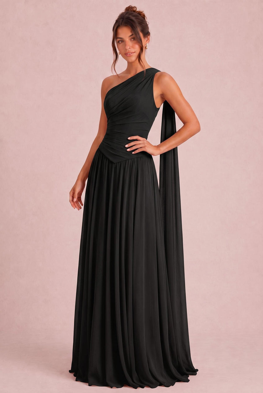 Rosana Preto | Vestido de dama de honor evasê em chiffon com detalhe drapeado