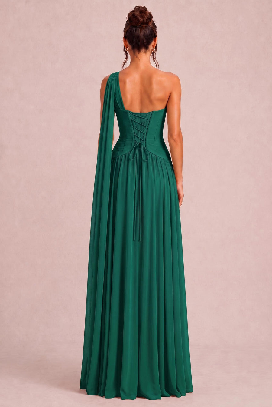 Rosana Esmeralda | Vestido de dama de honor evasê em chiffon com detalhe drapeado