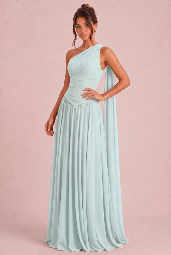 Rosana Névoa | Vestido de dama de honor evasê em chiffon com detalhe drapeado