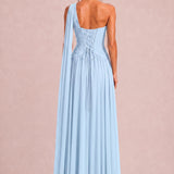 Rosana Azul Celeste | Vestido de dama de honor evasê em chiffon com detalhe drapeado