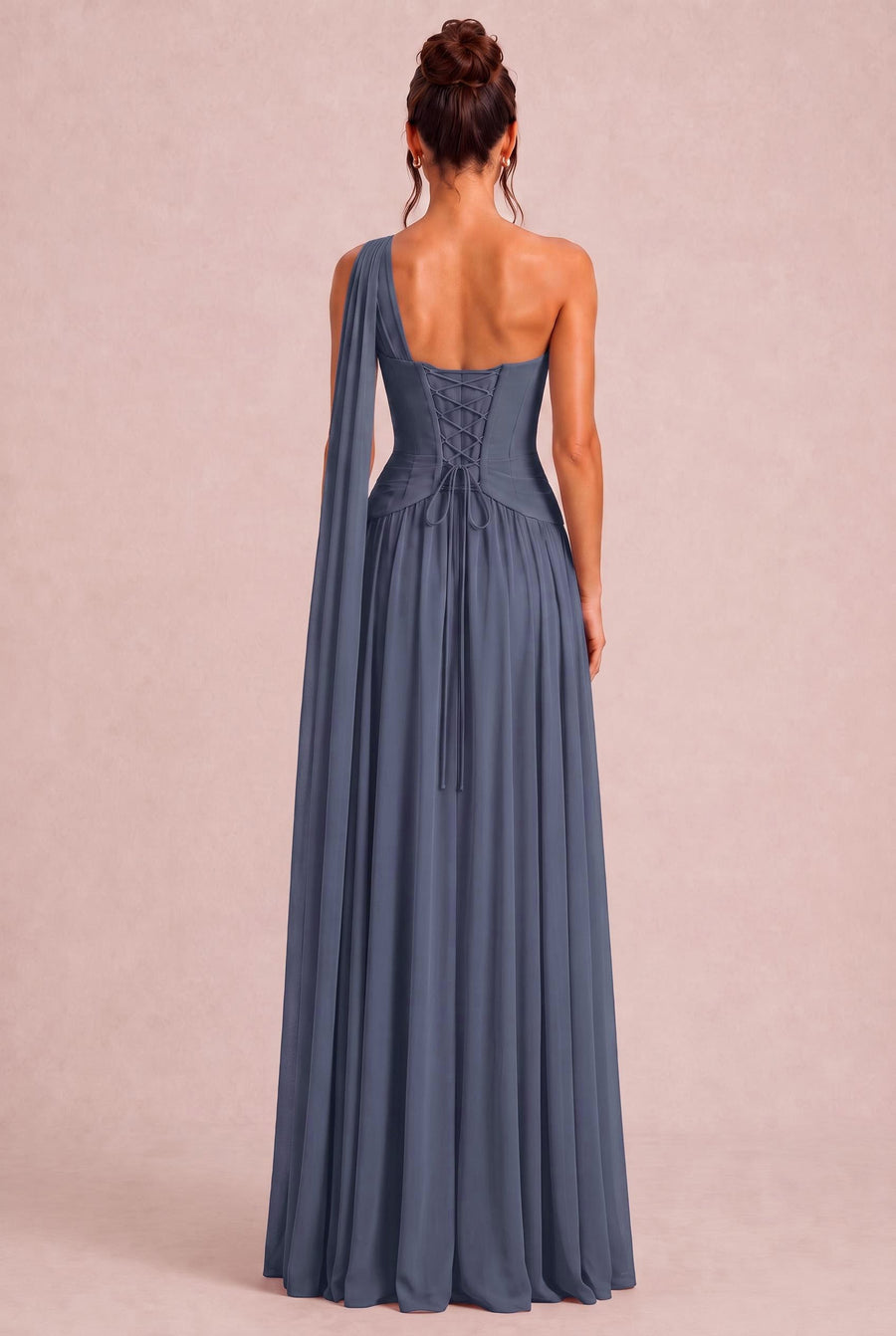 Rosana Tempestade | Vestido de dama de honor evasê em chiffon com detalhe drapeado