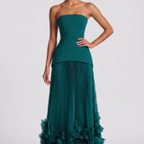 Salomé Azul Pavão | Vestido comprido evasê em chiffon com estampado floral