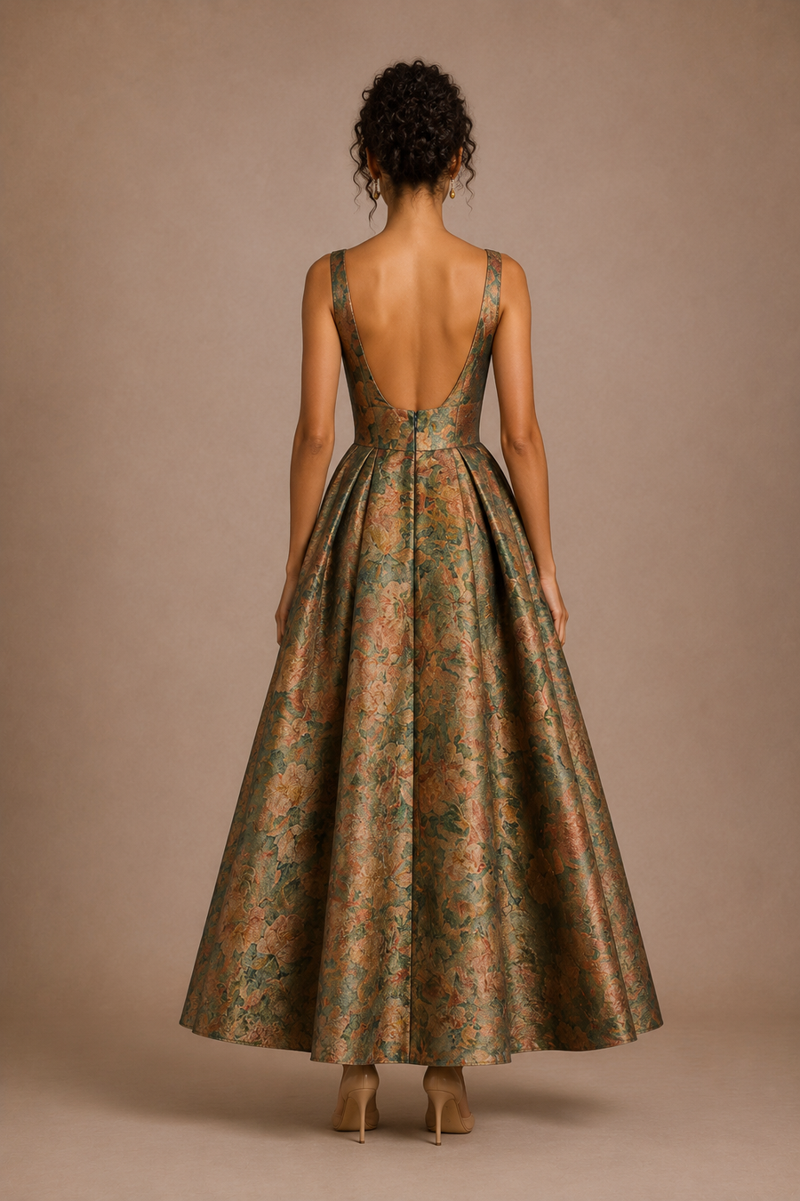 Sílvia | Vestido comprido evasê plissados em brocado