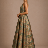 Sílvia | Vestido comprido evasê plissados em brocado