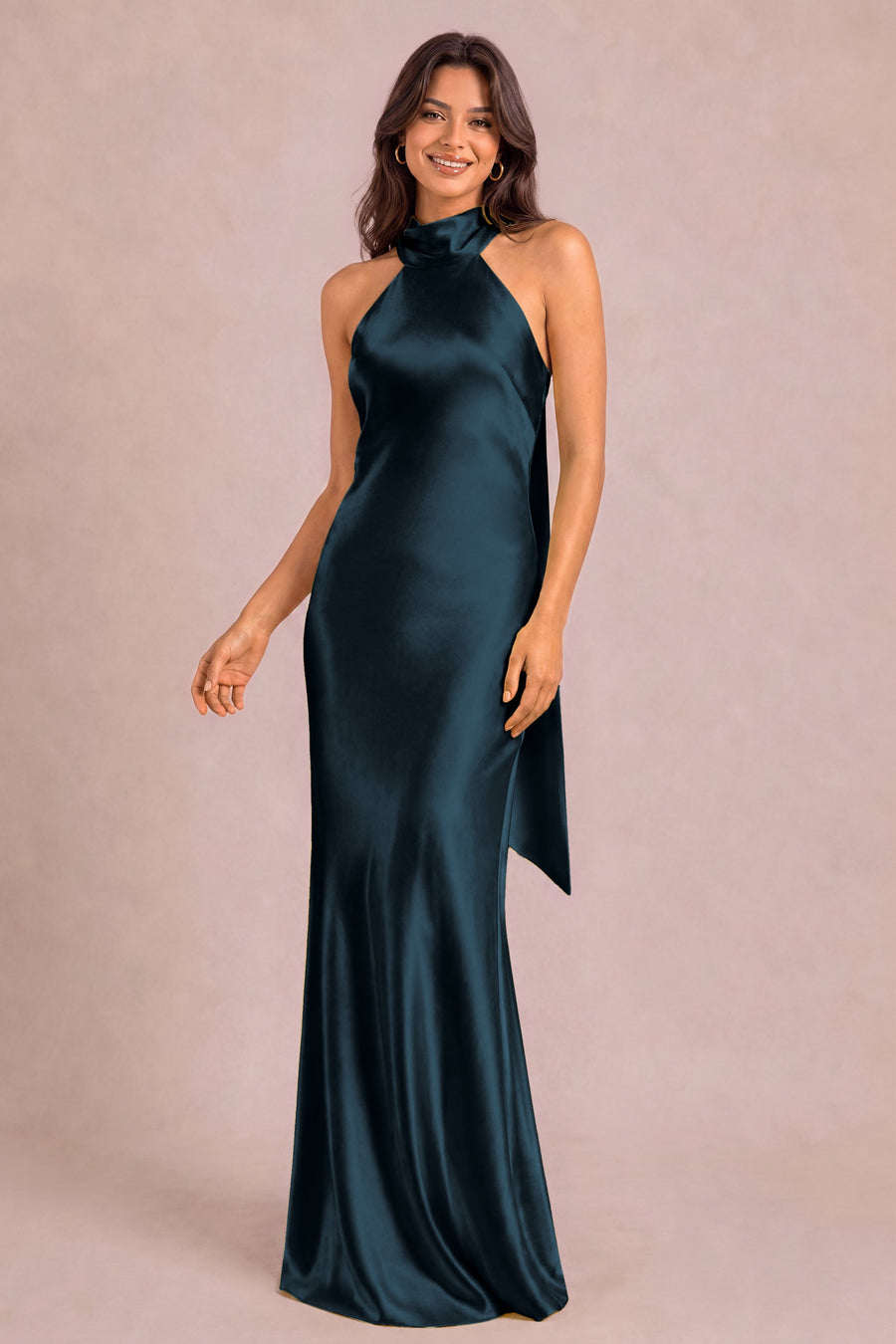 Soraia Azul Marinho Escuro | Vestido comprido tubinho em cetim brilhante com detalhe drapeado