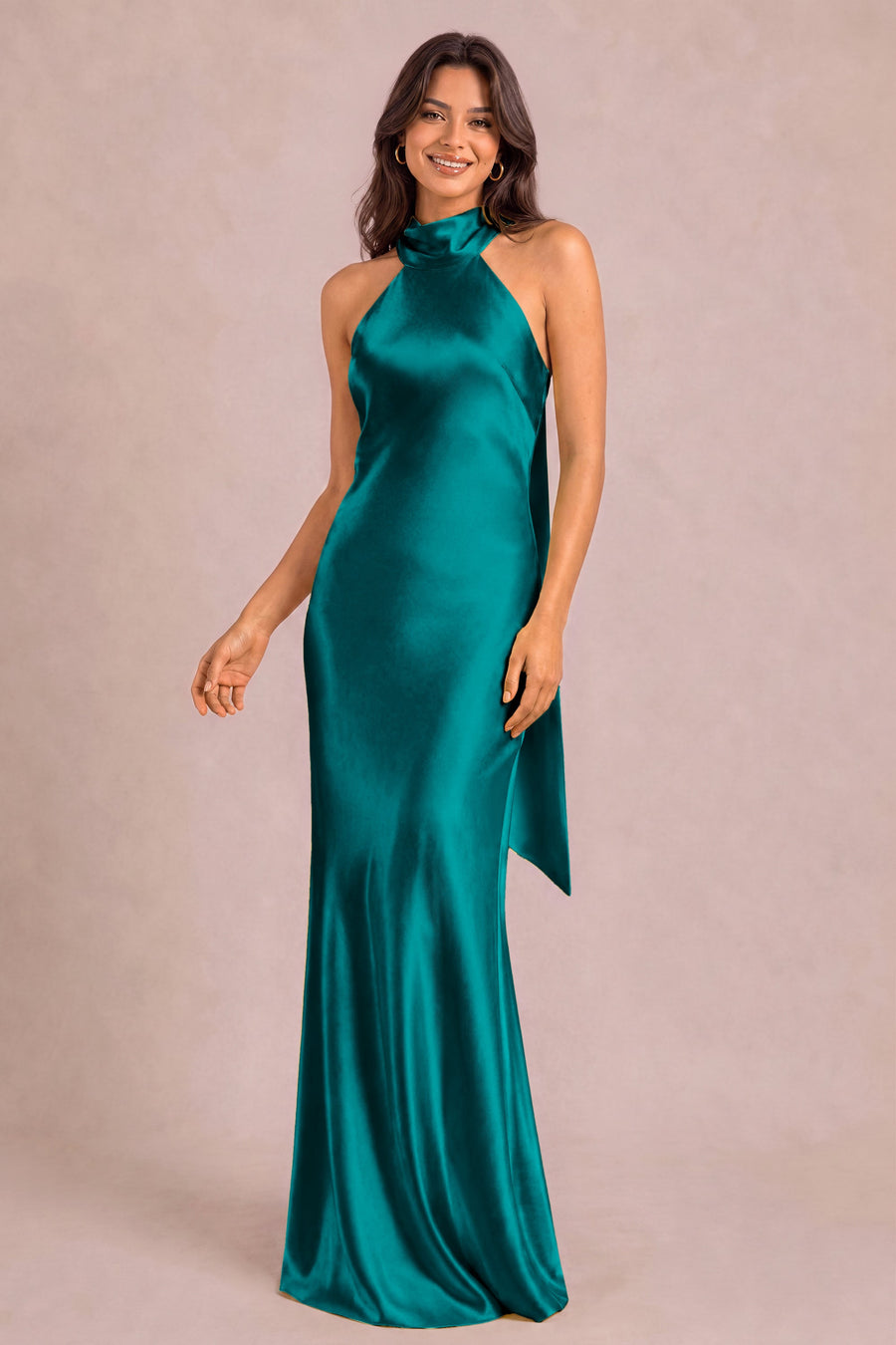 Soraia Azul Pavão | Vestido comprido tubinho em cetim brilhante com detalhe drapeado
