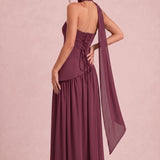 Vera Cabernet | Vestido de dama de honor evasê em chiffon com detalhe drapeado