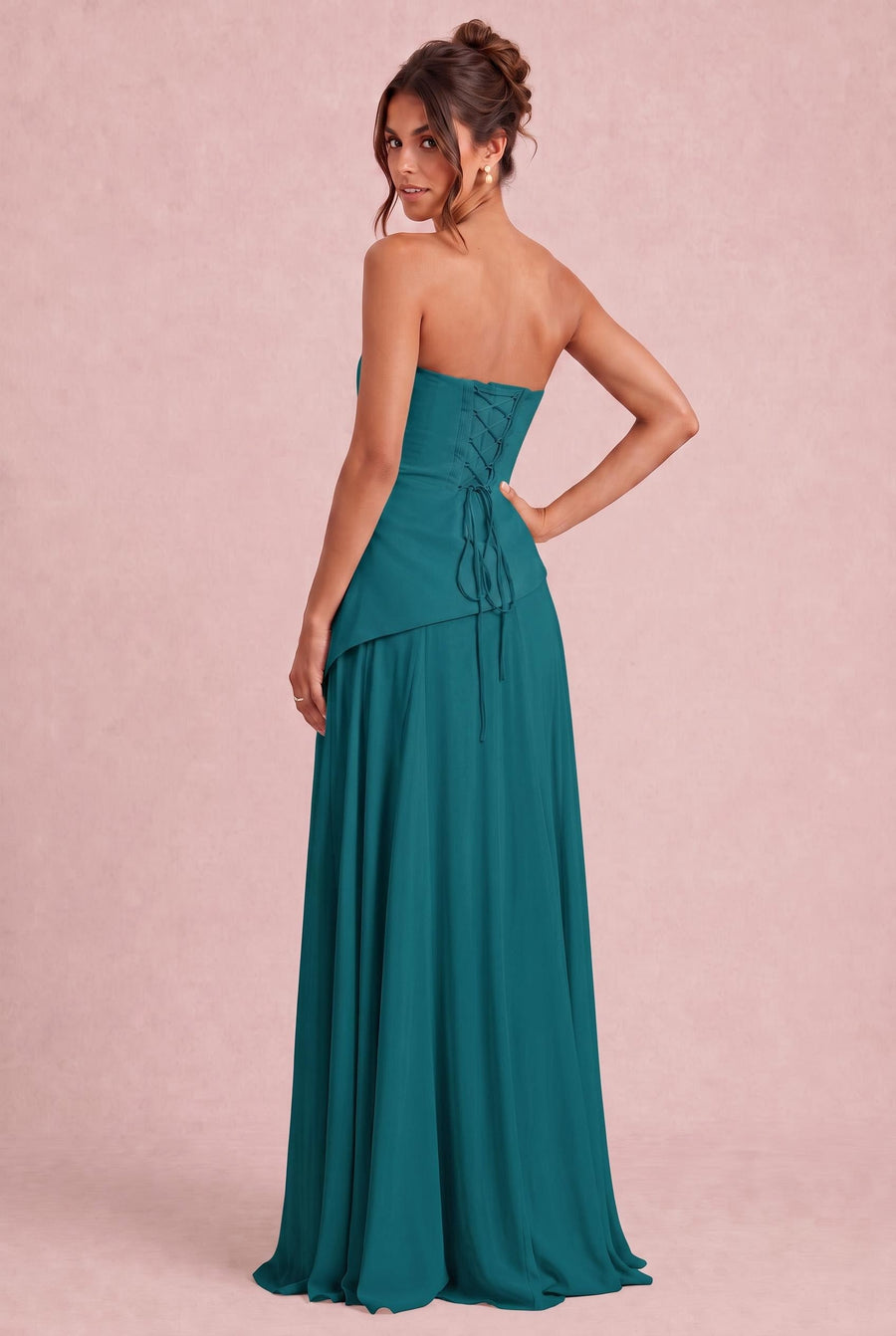 Verónica Azul Pavão | Vestido comprido tomara-que-caia em chiffon estilo corset com detalhe drapeado